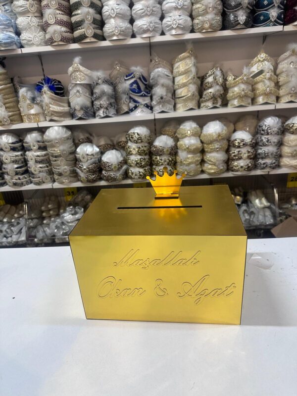 Zarflı Pleksi Sandık, Altın